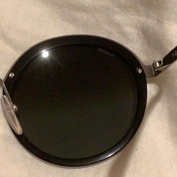 PRADA 50T Sunglass Made in Italy 1AB-6N2 54eye size - Picture 4 of 5